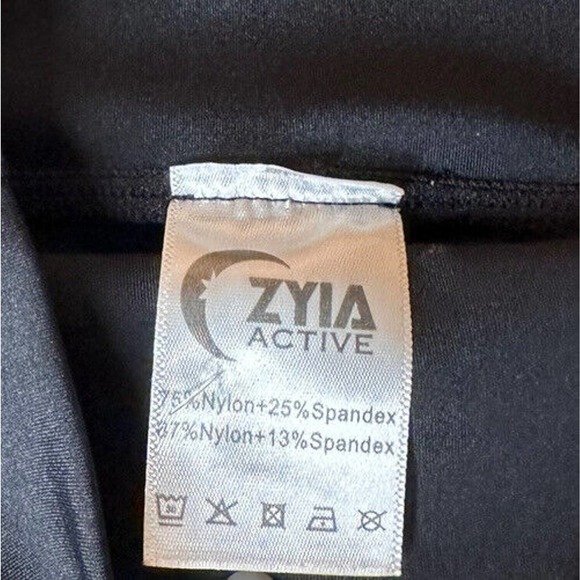 Zyia Active Black Cheetah Print High Rise Crop Womens Light n Tight Stretch Sz 4 - Picture 6 of 8